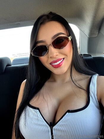 Full leaked Arianavargas private photo