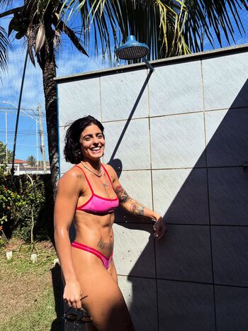 Full leaked Ariane arajo private photo