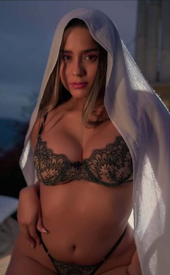 Full leaked Arias crazy private photo