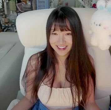 Full leaked Ariasaki page private photo
