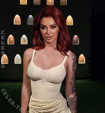 Full leaked Ariel private photo