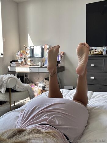 Full leaked Ariella lindsay moreno private photo