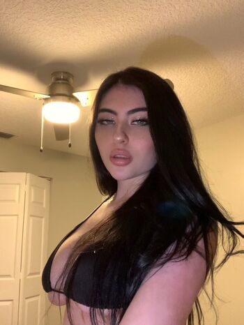 Full leaked Ariithefairy private photo