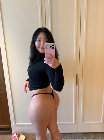 Full leaked Aroomi kim private photo