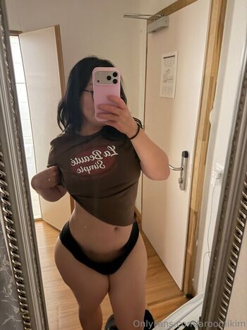 Full leaked Aroomi kim private photo