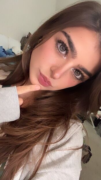 Full leaked Aruuu private photo
