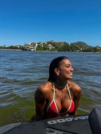 Full leaked Aryadne abranches private photo