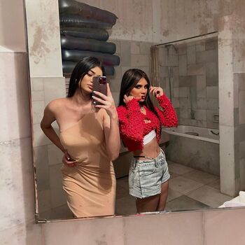 Full leaked Asfa sinha private photo