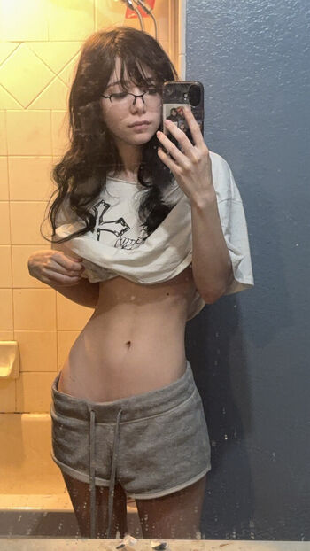 Full leaked Ashisbees private onlyfans photo