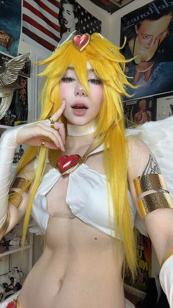 Full leaked Ashisbees page private photo