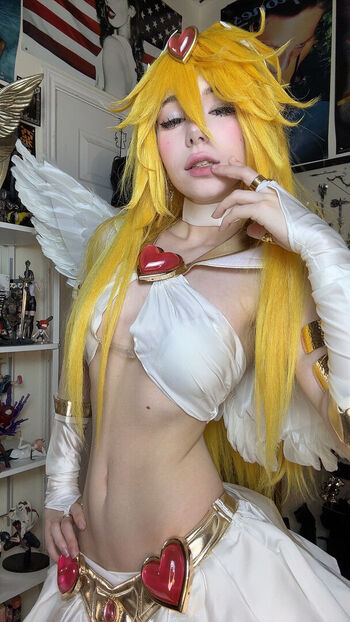 Full leaked Ashisbees page private photo
