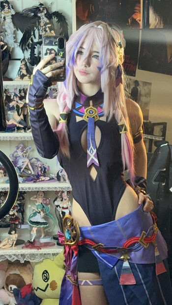 Full leaked Ashisbees page private photo
