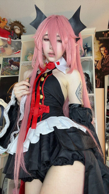 Full leaked Ashisbees page private photo