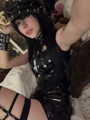 Full leaked Ashisbees private photo