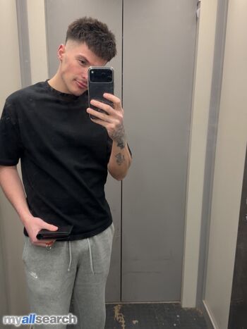 Full leaked Ashleecoggin private photo