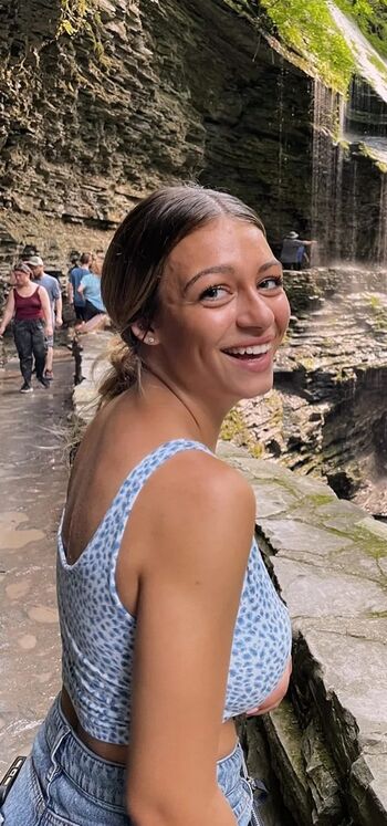 Full leaked Ashleighmarchetti private photo