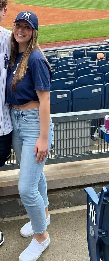 Full leaked Ashleighmarchetti private photo