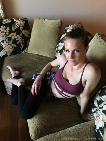 Full leaked Ashley lane  page private photo