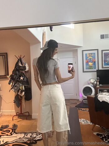 Ashley Matheson Smashedely