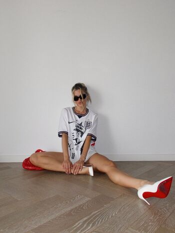 Ashley Roberts