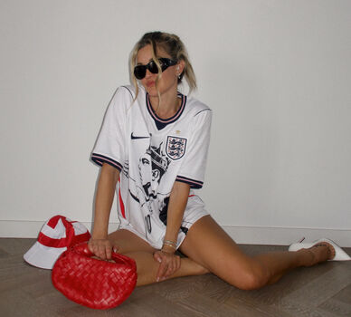 Full leaked Ashley roberts private photo