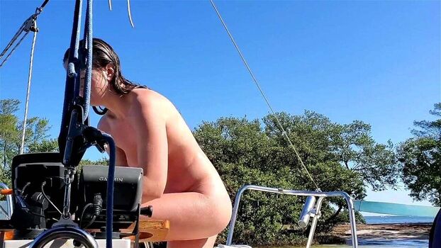 Full leaked Ashley sailing private photo