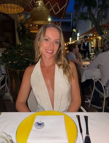 Full leaked Ashley stroehlein private photo