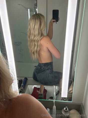 Full leaked Ashley wernli private photo
