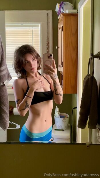 ashleyadamsss