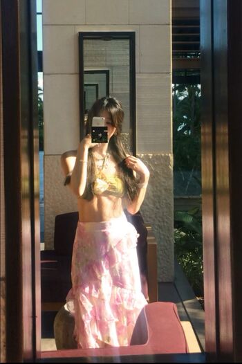 Full leaked Ashleychaee private photo