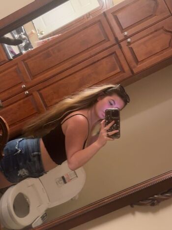 Full leaked Ashleyyrobersonn private photo