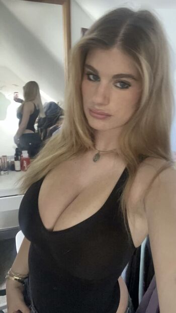 Full leaked Ashlyn allman  page private photo