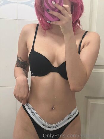Full leaked Ashounch page private photo