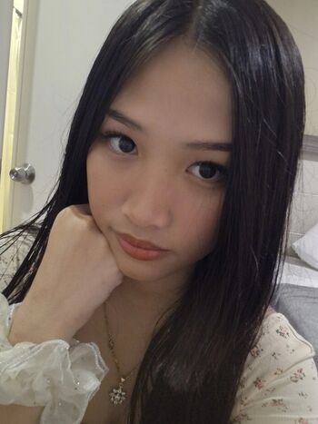 Full leaked Asian webcam private photo