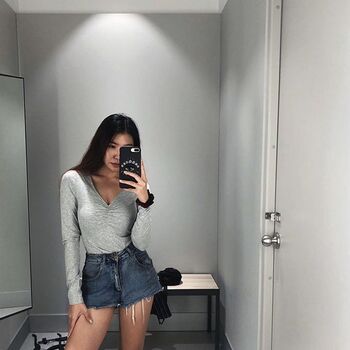 Full leaked Asianbbcluvr private photo