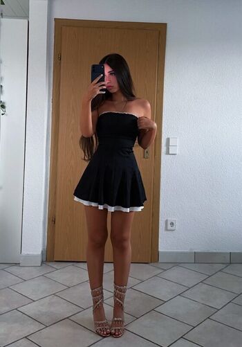 Full leaked Asleyia private photo