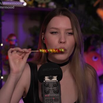 Full leaked Asmr mood private onlyfans photo