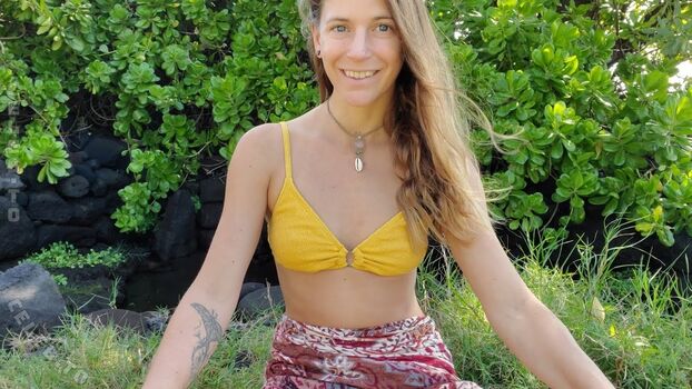 Full leaked Asmressense private photo