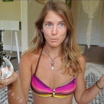 Full leaked Asmressense private photo