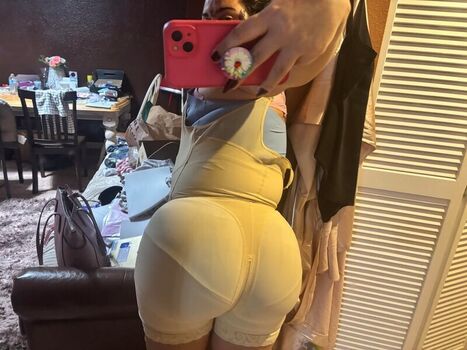 Full leaked Asseatingqueen private photo