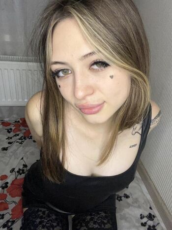 Full leaked Asunacutie private photo
