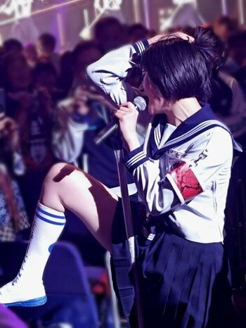 Full leaked Atarashii gakko private photo