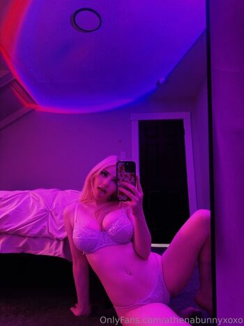 Full leaked Athnalyn private photo