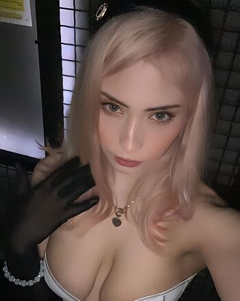 Full leaked Athena cosplay private photo