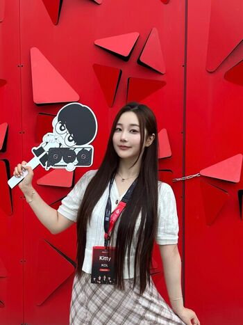 Full leaked Athena jiang page private photo
