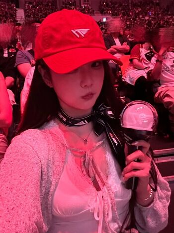 Full leaked Athena jiang page private photo