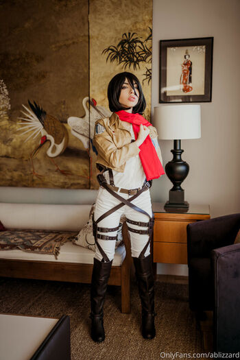 Full leaked Attack on titan page private photo