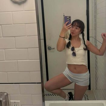 Full leaked Aubrey anderson emmons private photo