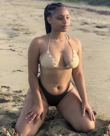 Full leaked Audry almonte private photo