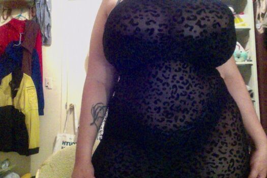 Full leaked Auntynajaa private photo